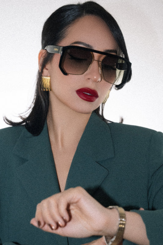 AVION IN GLOSS BLACK