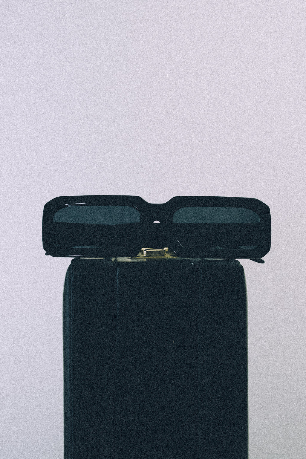PARKER IN GLOSS BLACK