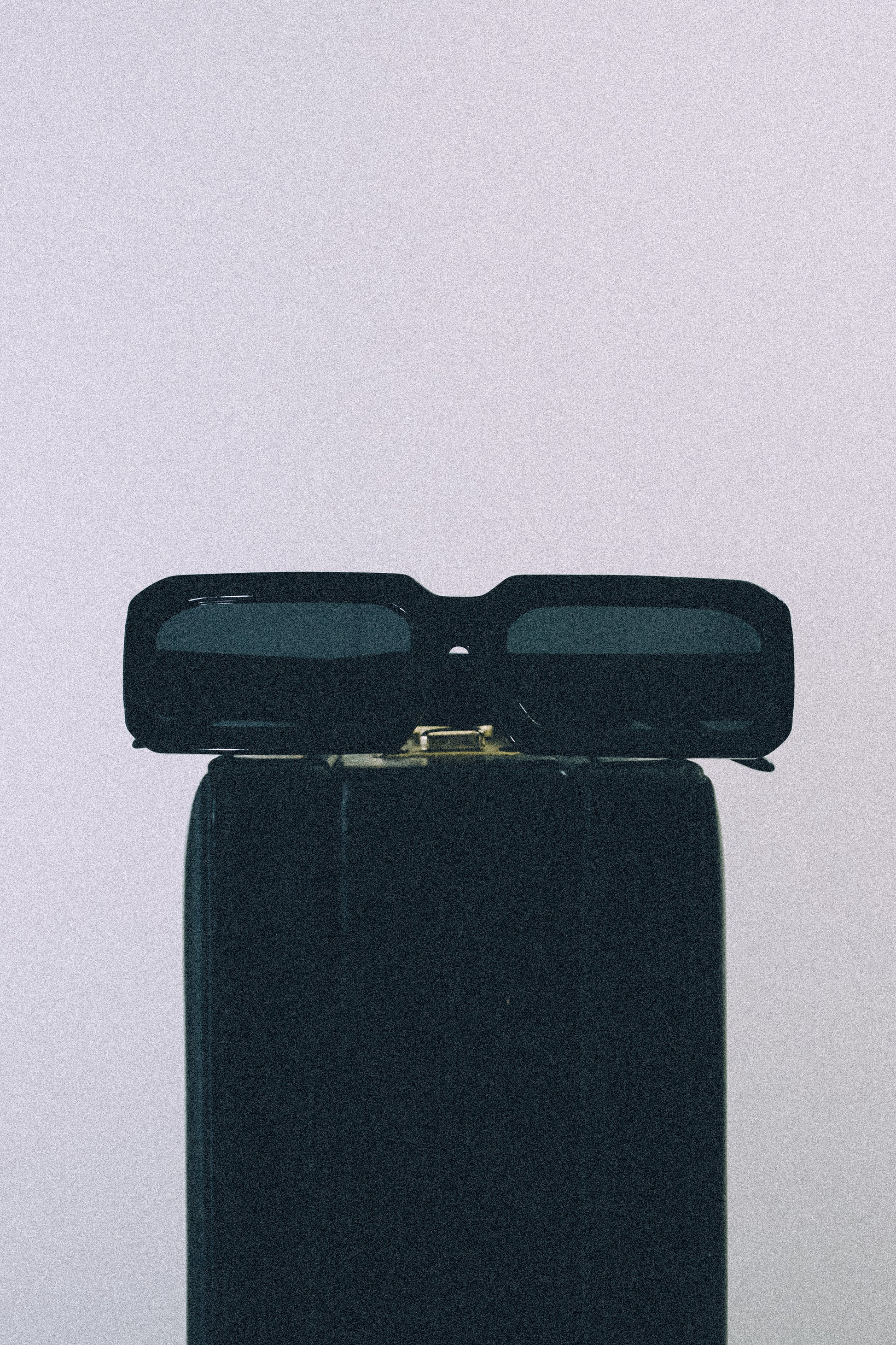 PARKER IN GLOSS BLACK